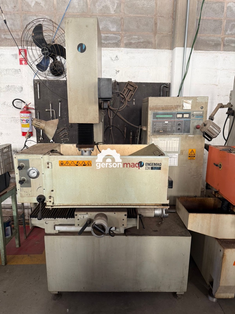 ELETROEROSAO A PENETRACAO ENGEMAQ EDM440 NC - ANO 2008